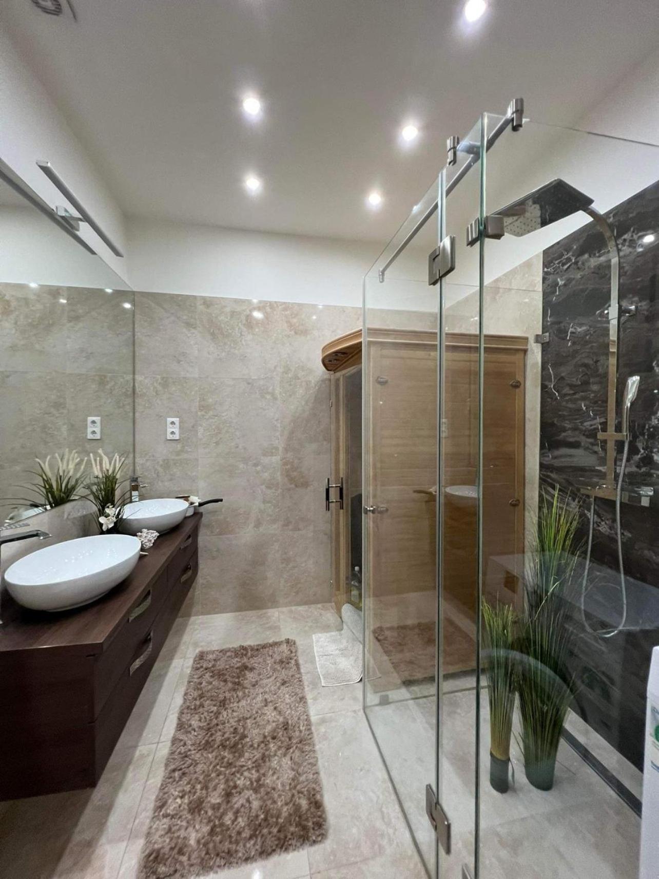 Luxury Dream With A Sauna In The Center Budapesta Exterior foto